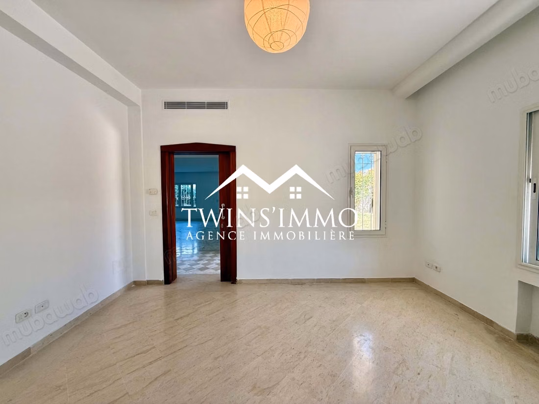 Villa à Gammarth Touristique