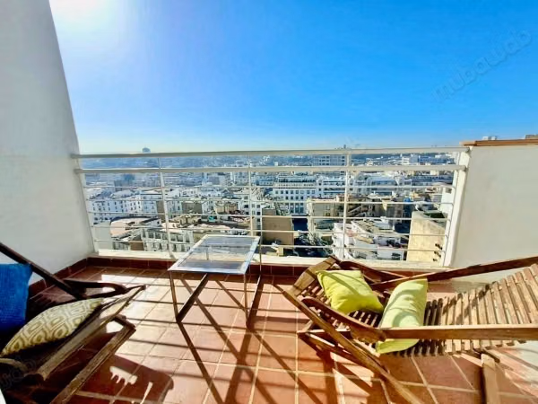 Studio with large balcony in the city center