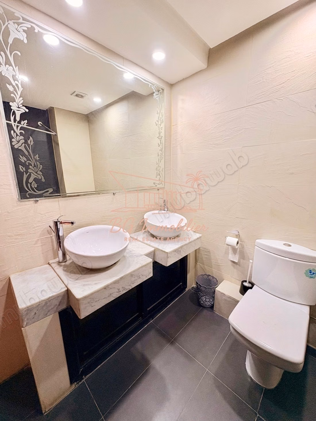 Spacieux appartement meublé résidence Piscine