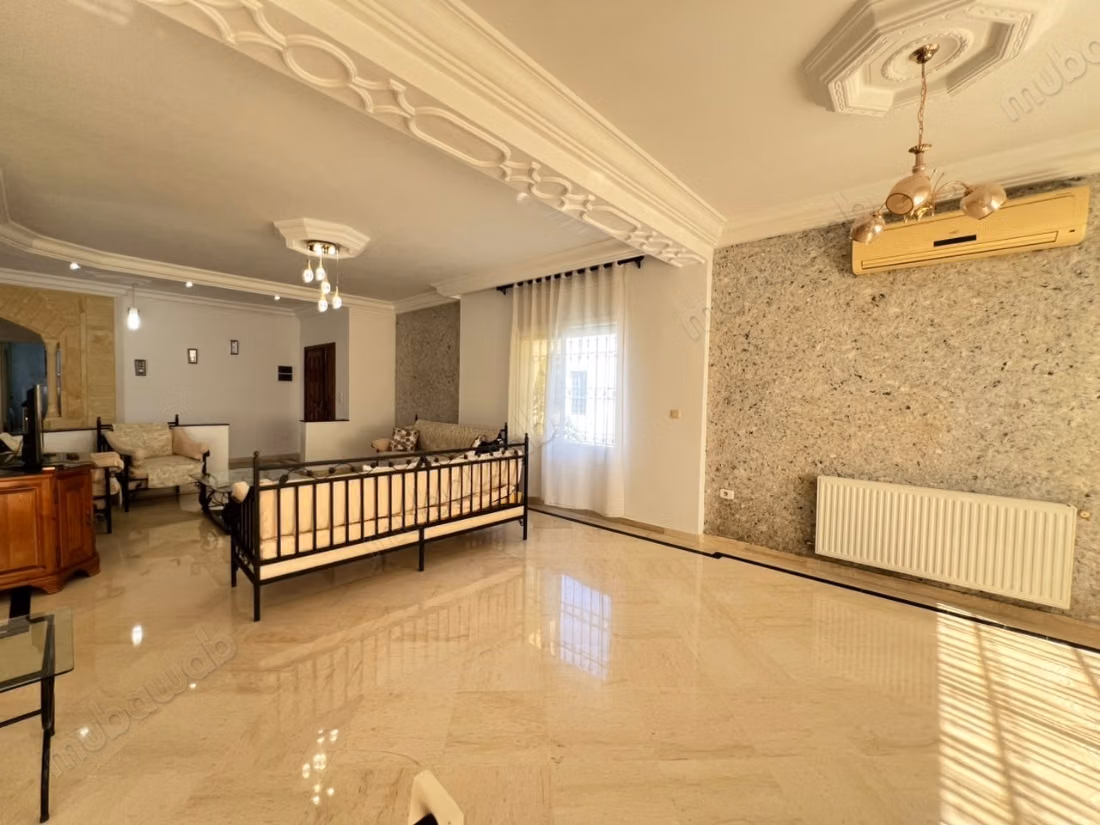 A louer: étage de villa en S3 à Hammamet
