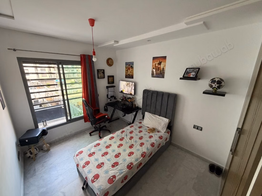 High-end apartment of 136 m² in the city center