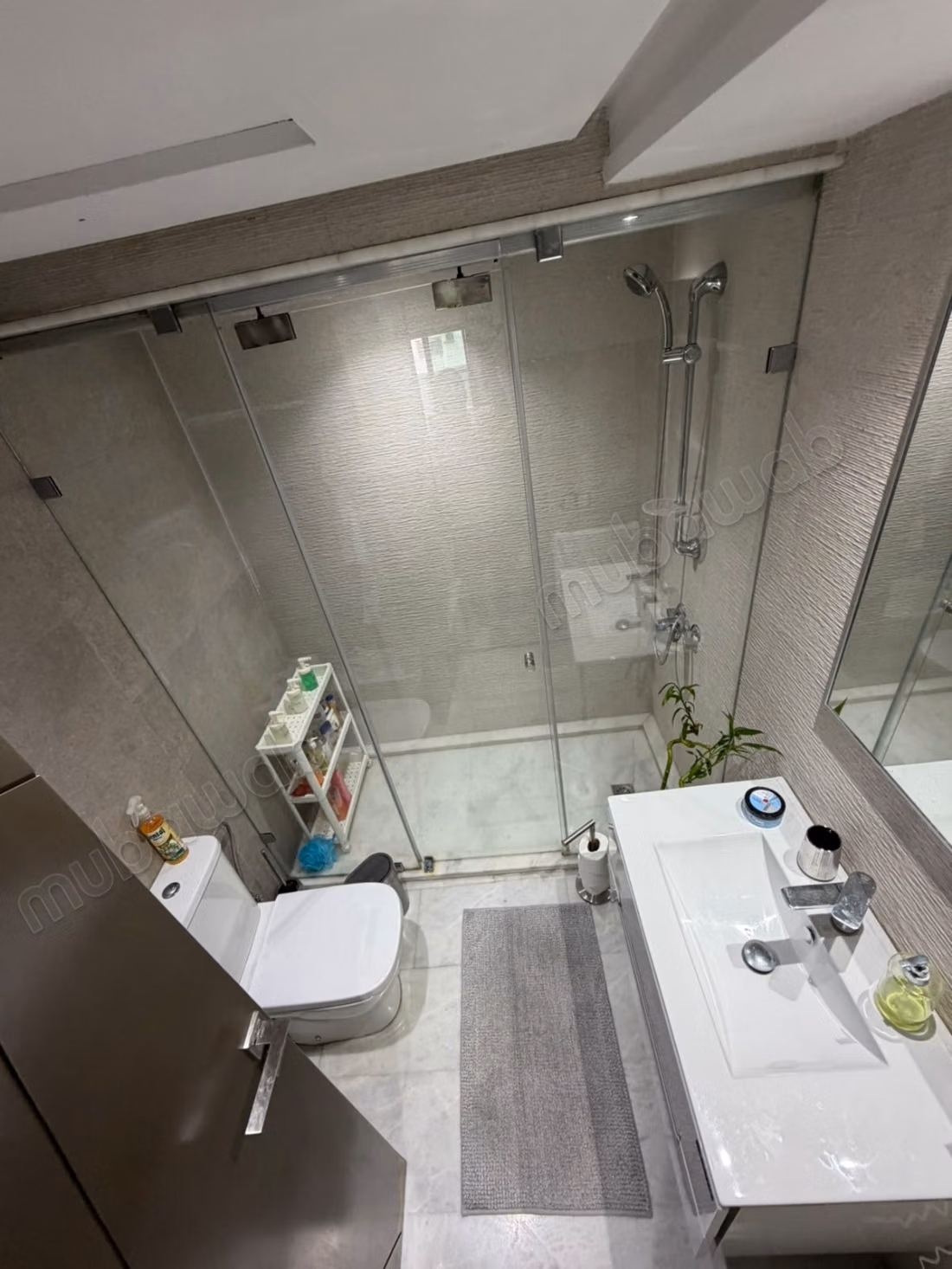 High-end apartment of 136 m² in the city center