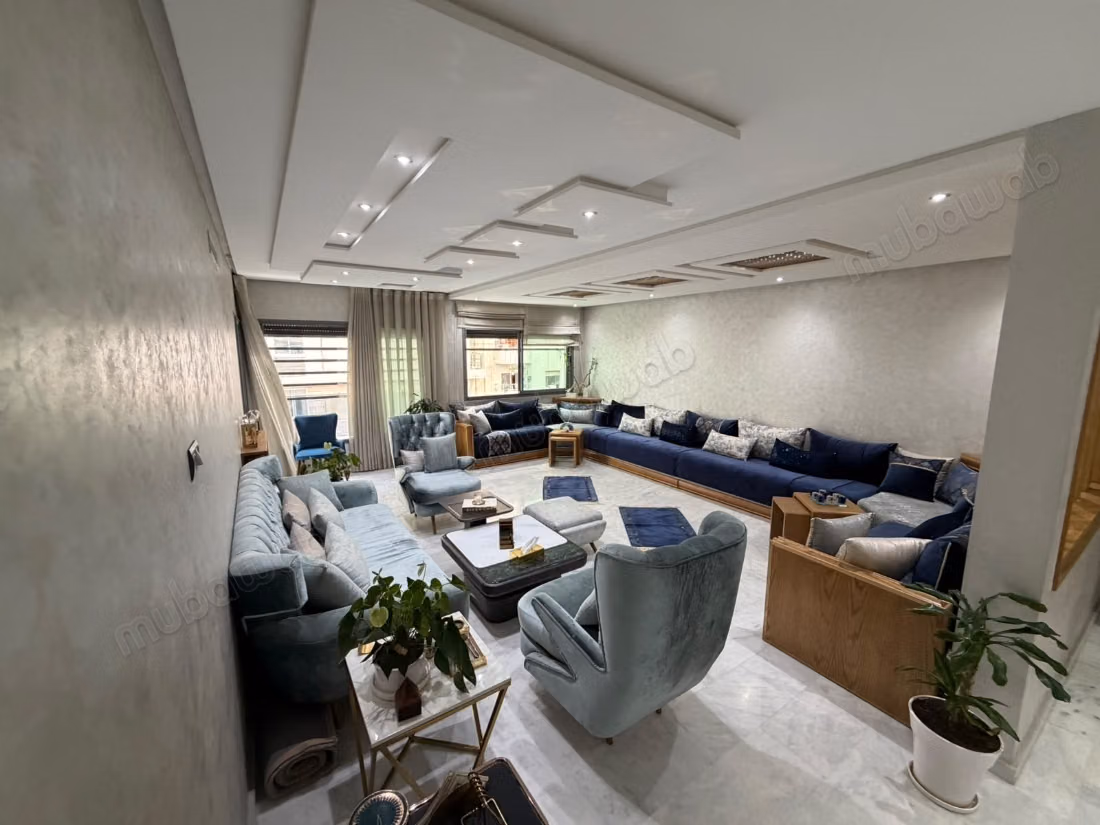 High-end apartment of 136 m² in the city center