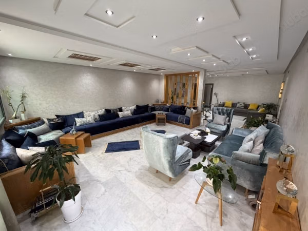 High-end apartment of 136 m² in the city center