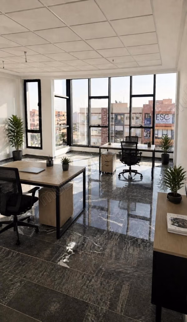 Bureaux à vendre à Izdihar. Surface totale 75 m²