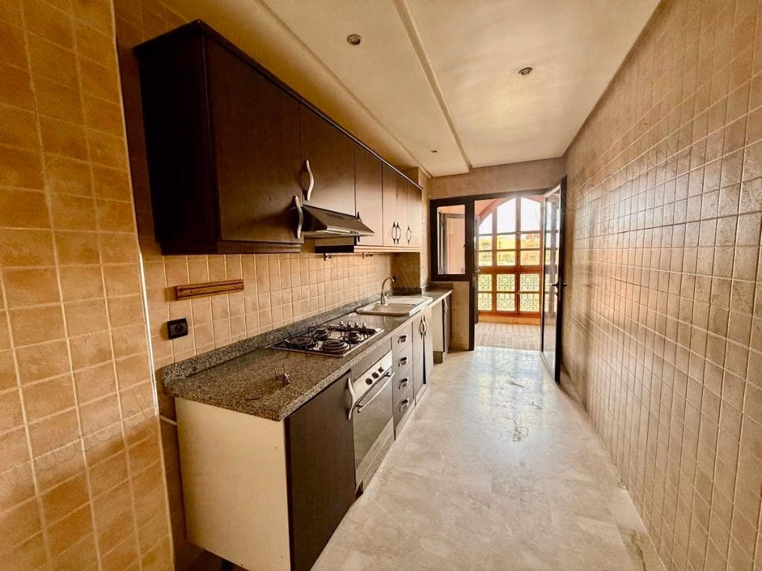 Beautiful 2-bedroom unfurnished apartment for rent