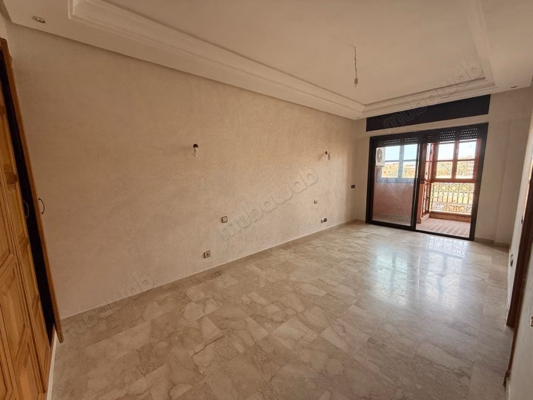 Beautiful 2-bedroom unfurnished apartment for rent
