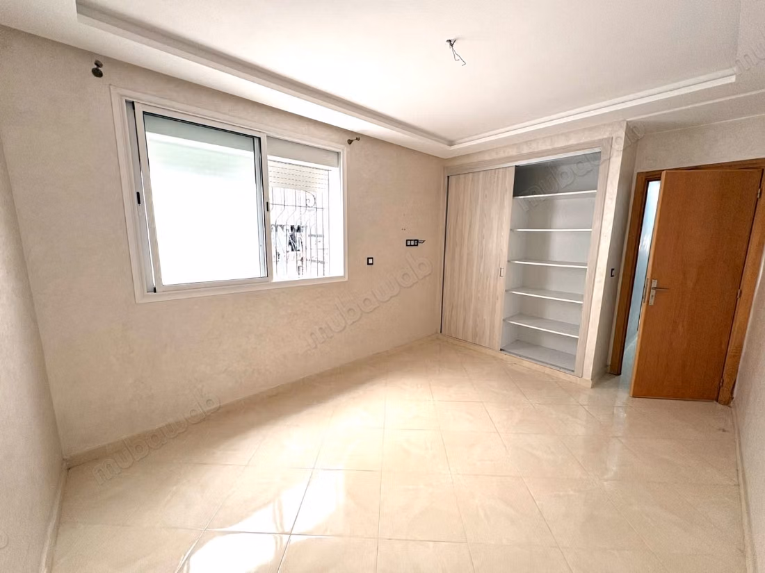 Appartamento con due camere da letto in affitto a Hay Mohammadi. 3 stanze