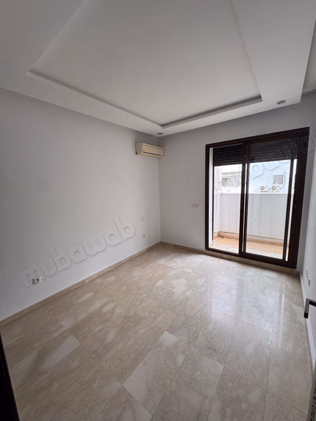 For sale apartment in the Princesses. Total area 135 m². Elevator and terrace