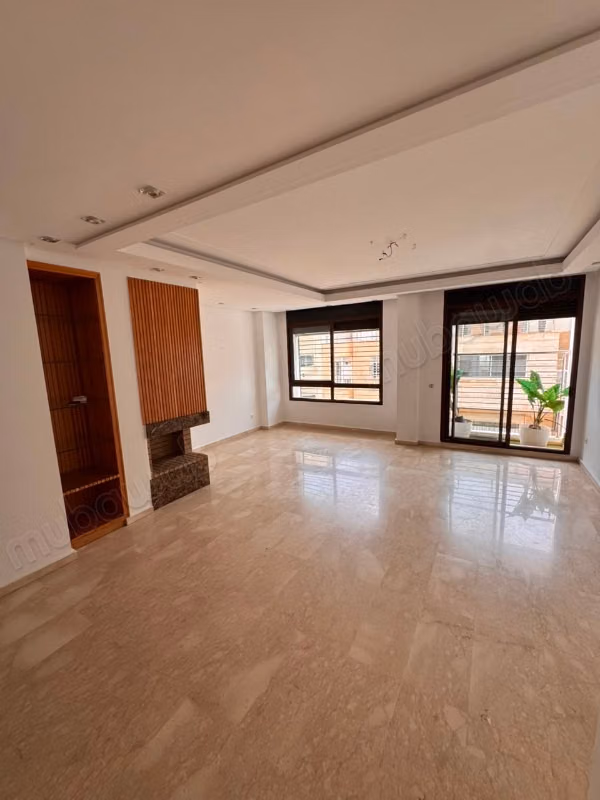 For sale apartment in the Princesses. Total area 135 m². Elevator and terrace