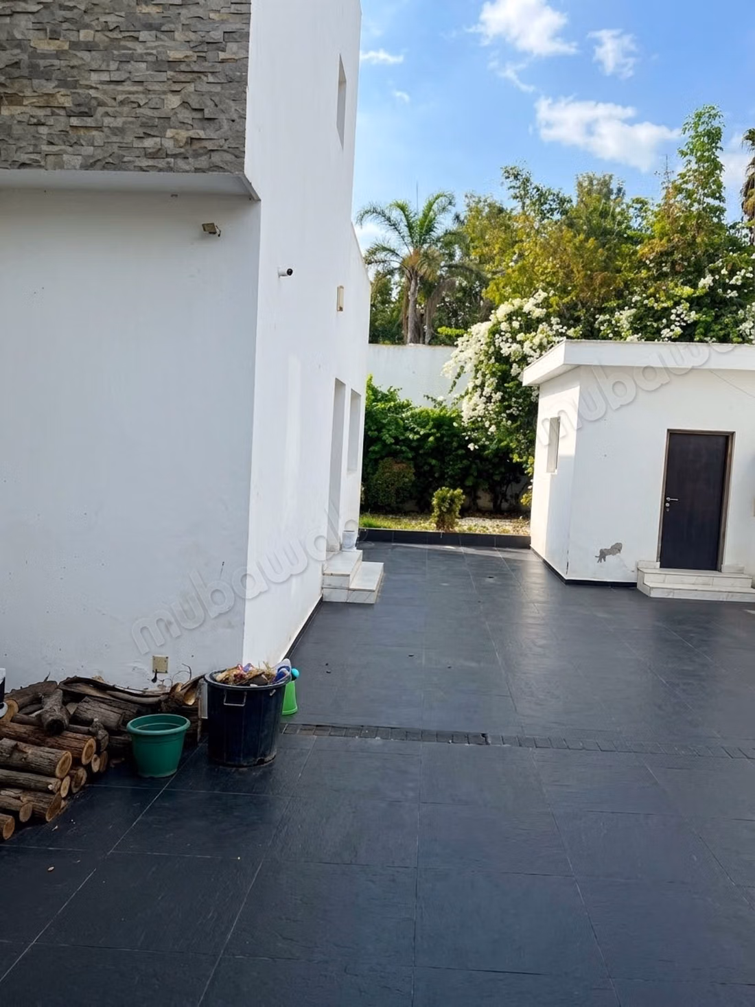Luxury finished villa for sale - Boulevard de la Mecca