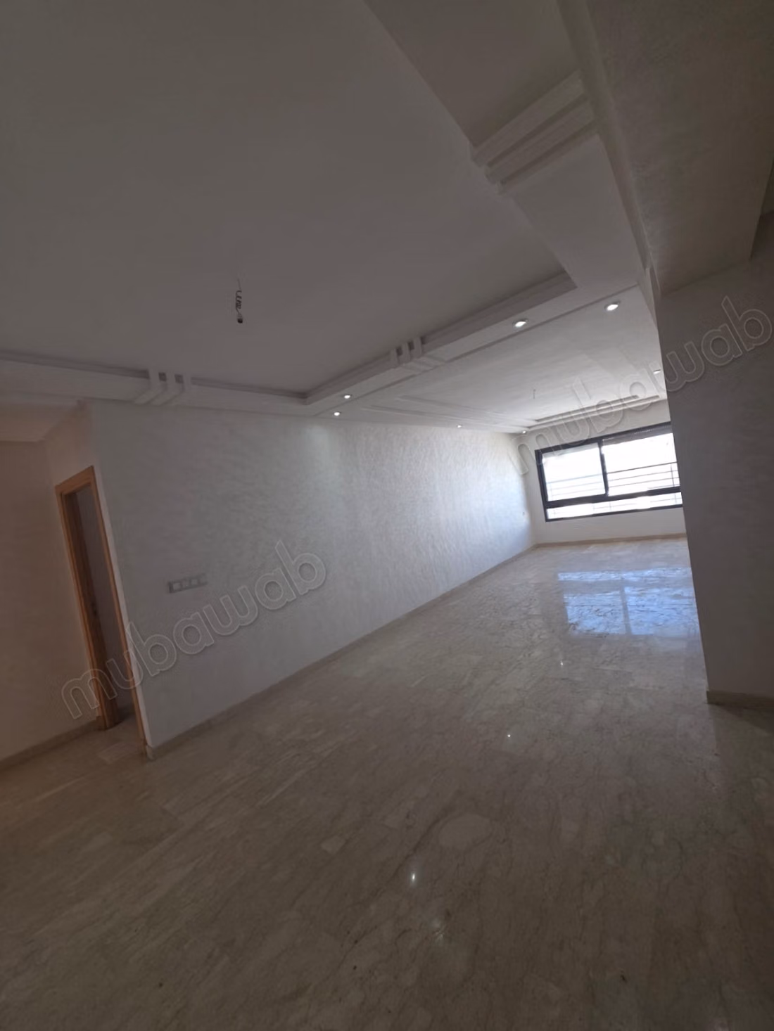 Wonderful apartments for sale in Oasis. 3 excellent rooms