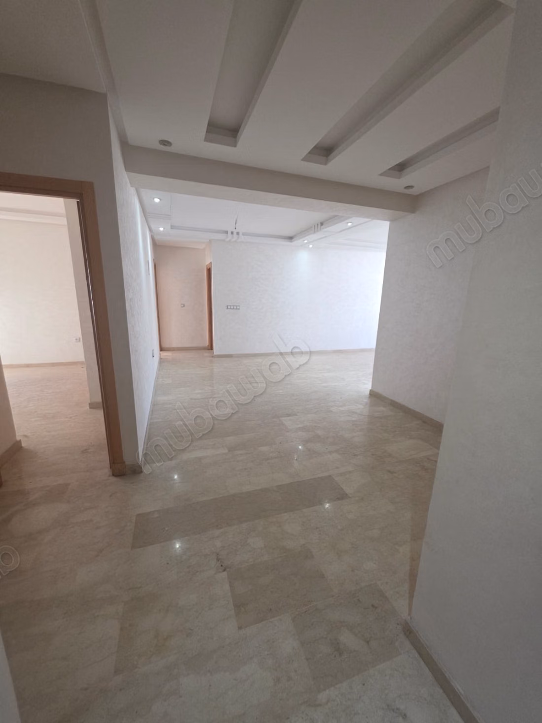 Wonderful apartments for sale in Oasis. 3 excellent rooms