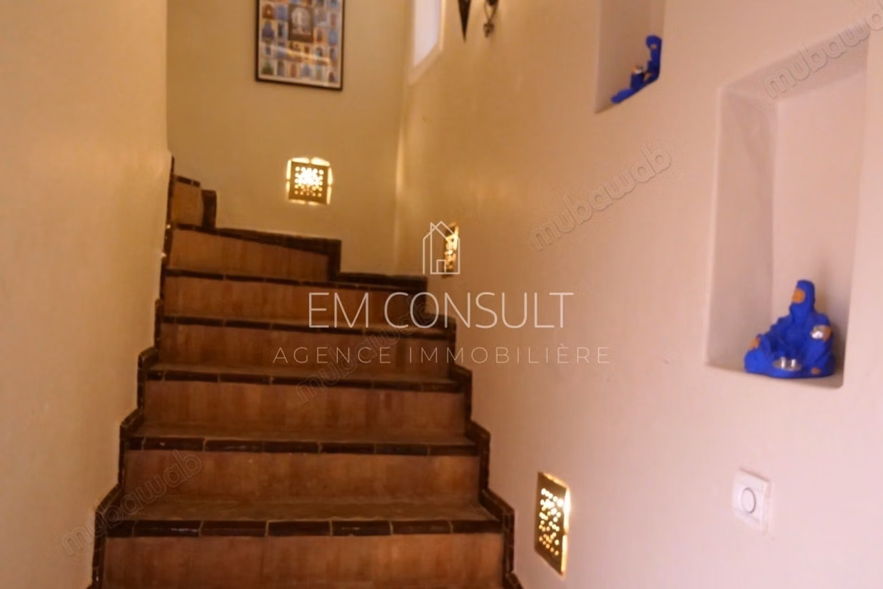 Sale of Riad 9 rooms 192 m²