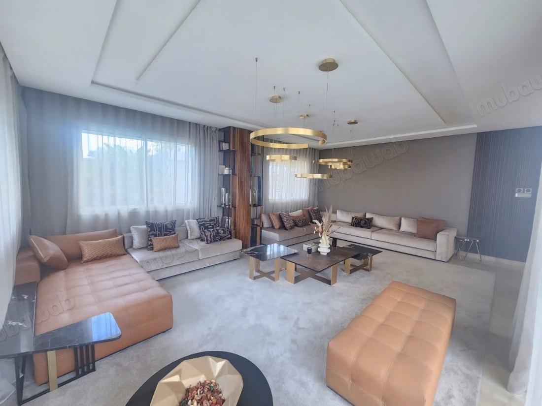 Villa moderne meublée à louer à la ville verte