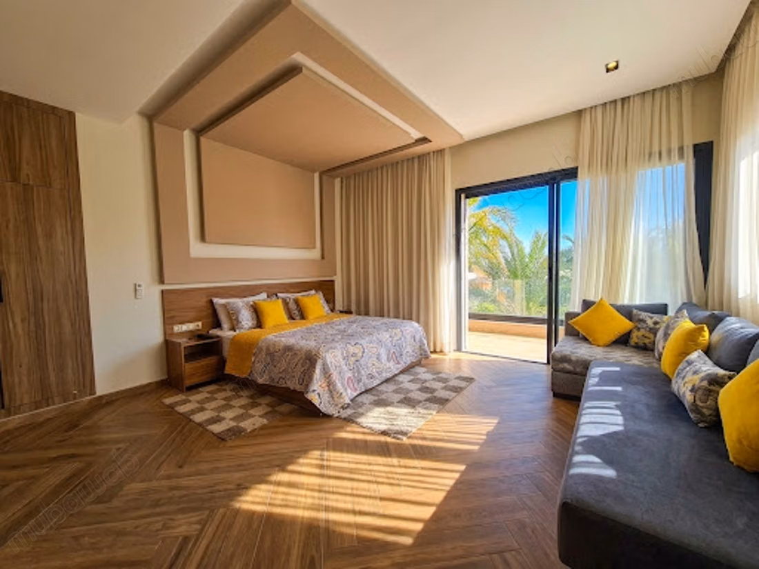Belle villa Rtee Casablanca 4chambres, piscine