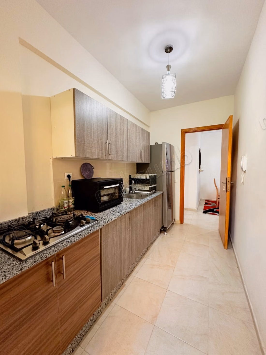 Superbe appartement à vendre à Bouakkaz. Surface totale 68 m². Meublé