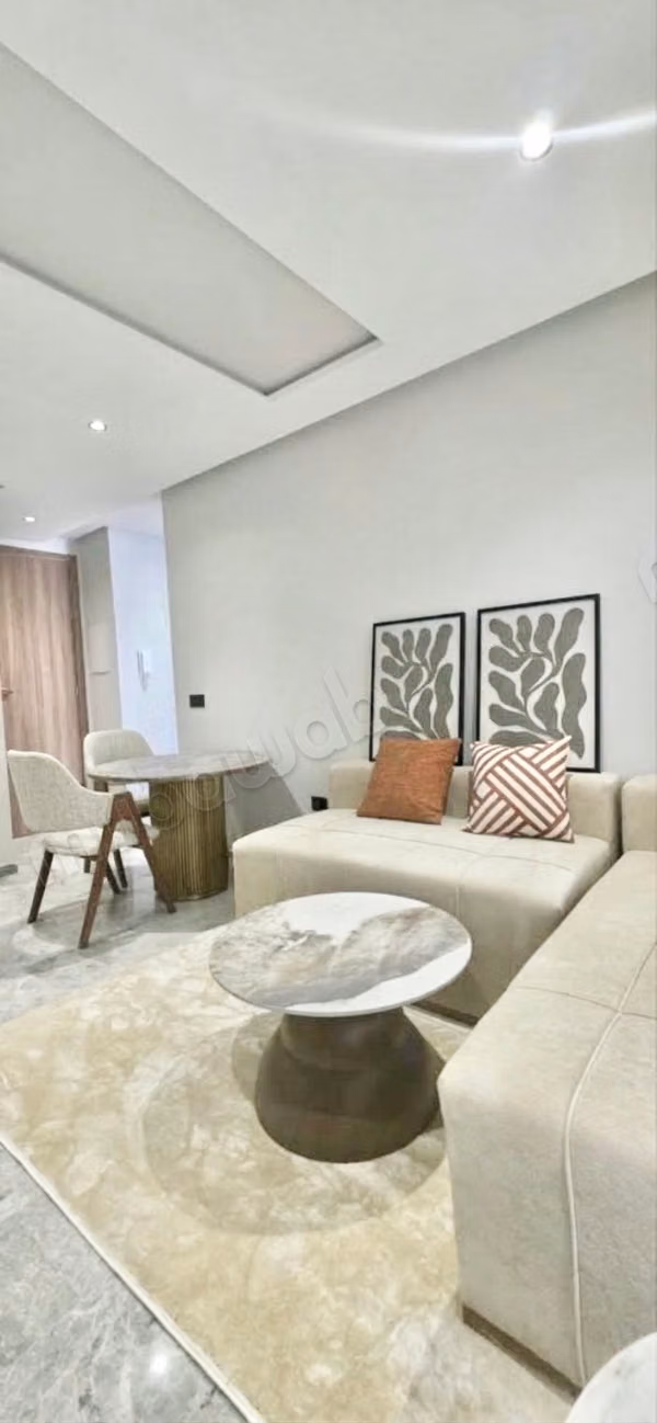 Nieuwe gemeubileerde appartement te huur / ziekenhuizen