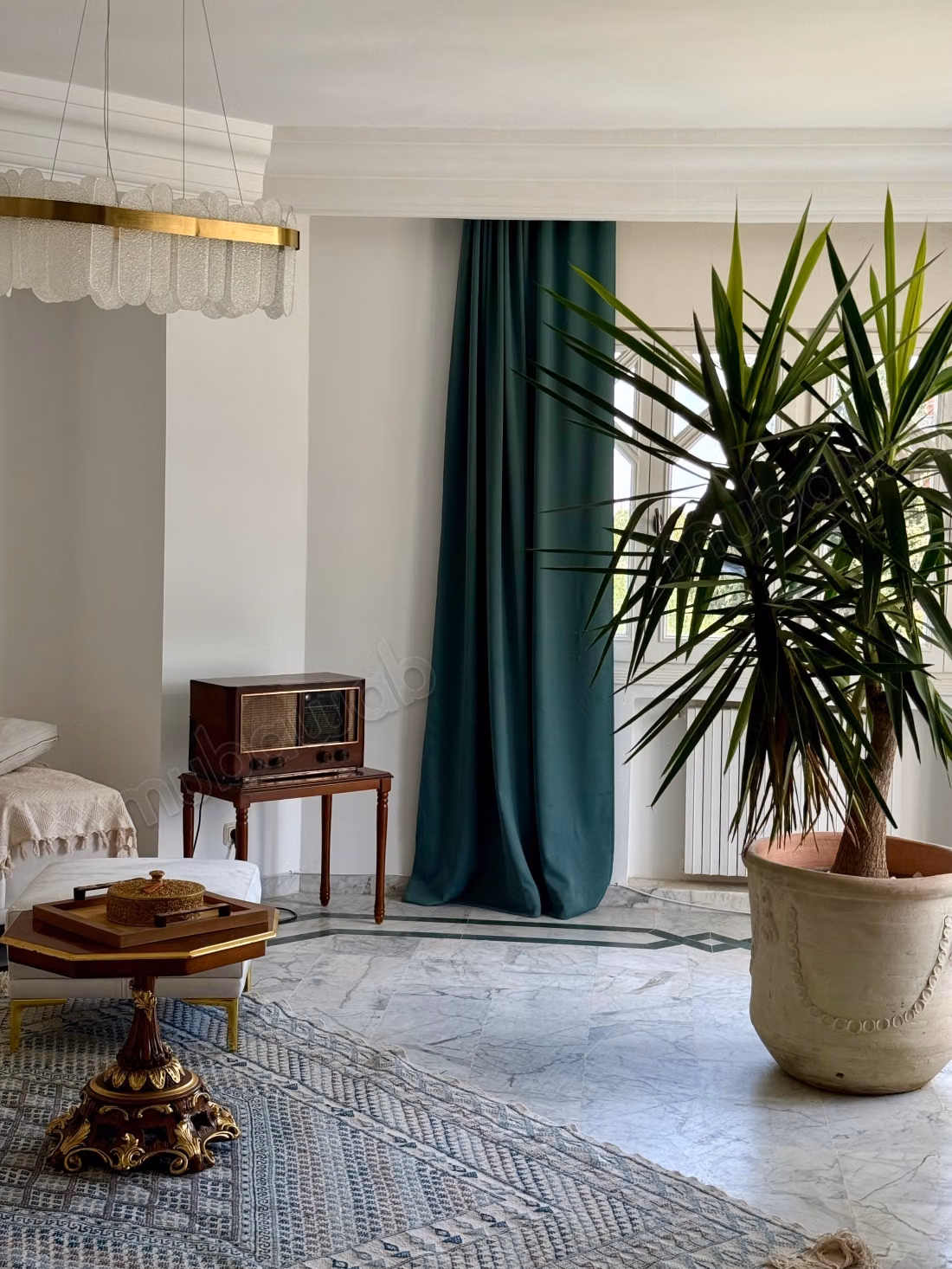 Luna, Luxury Vintage, Unique View in Ennasr