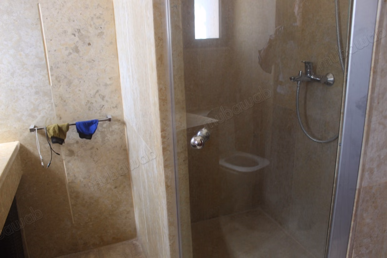 Villa familliale a louer SEMI MEUBLE