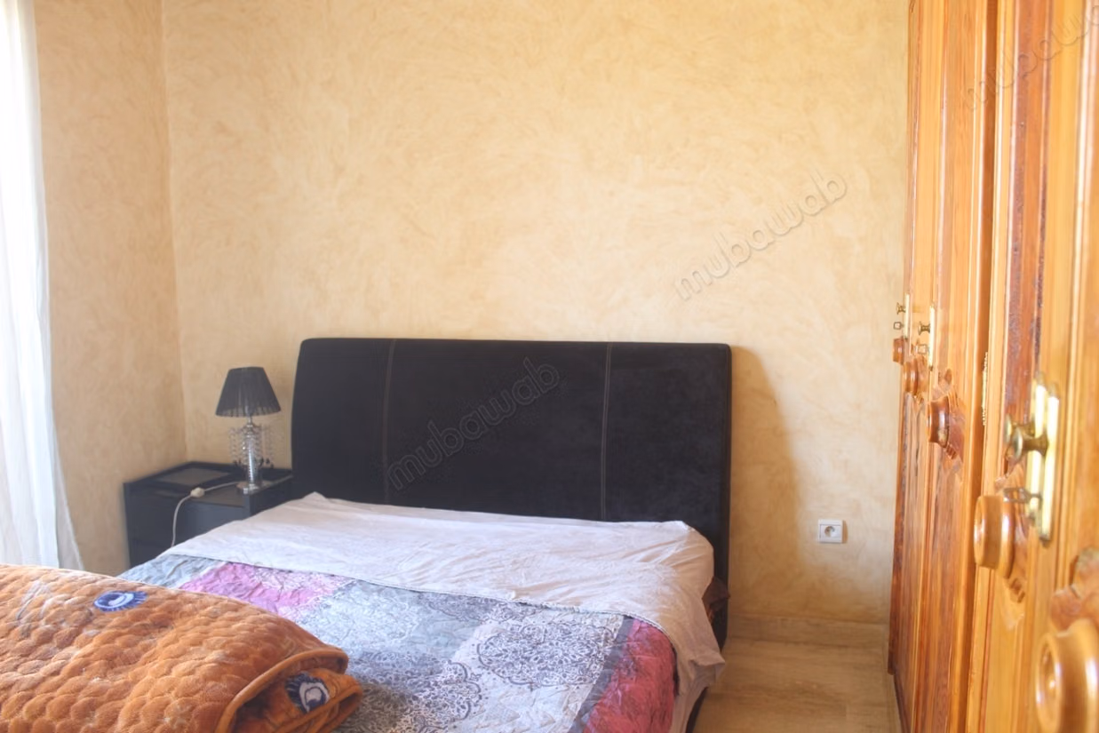 Villa familliale a louer SEMI MEUBLE