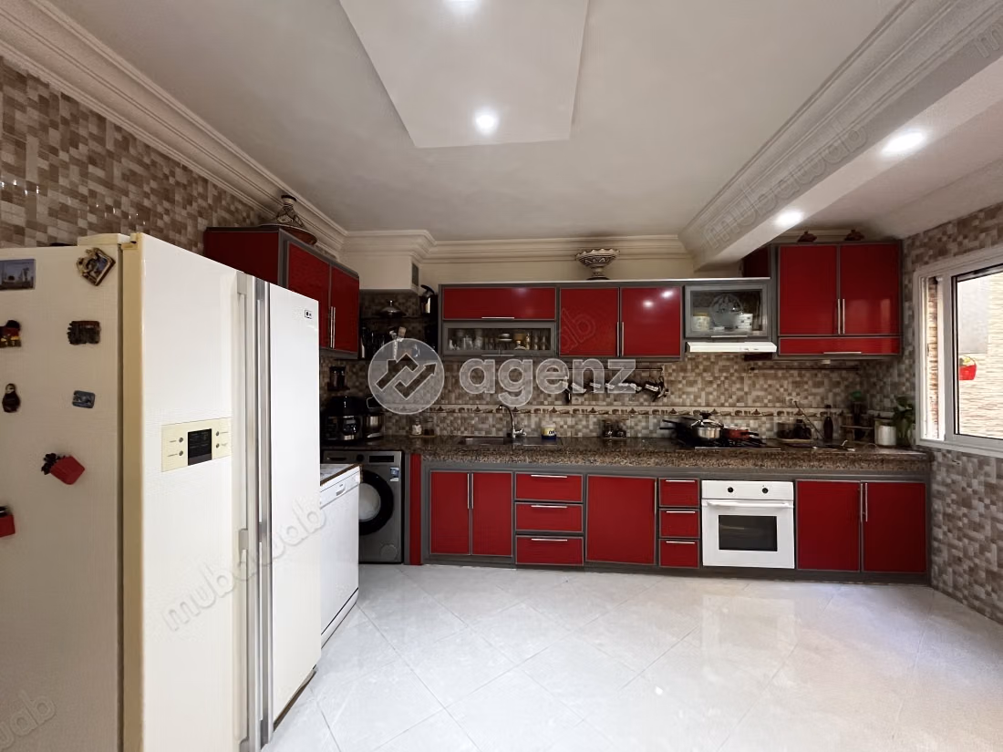 Duplex for sale 206 m², 3 bedrooms Oulfa Casablanca