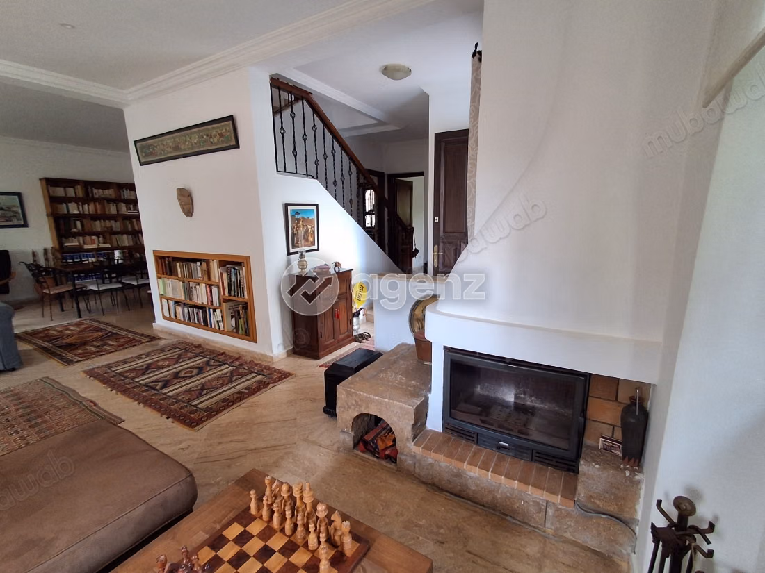Villa for sale 349 m², 4 bedrooms Harhoura Skhirate Témara