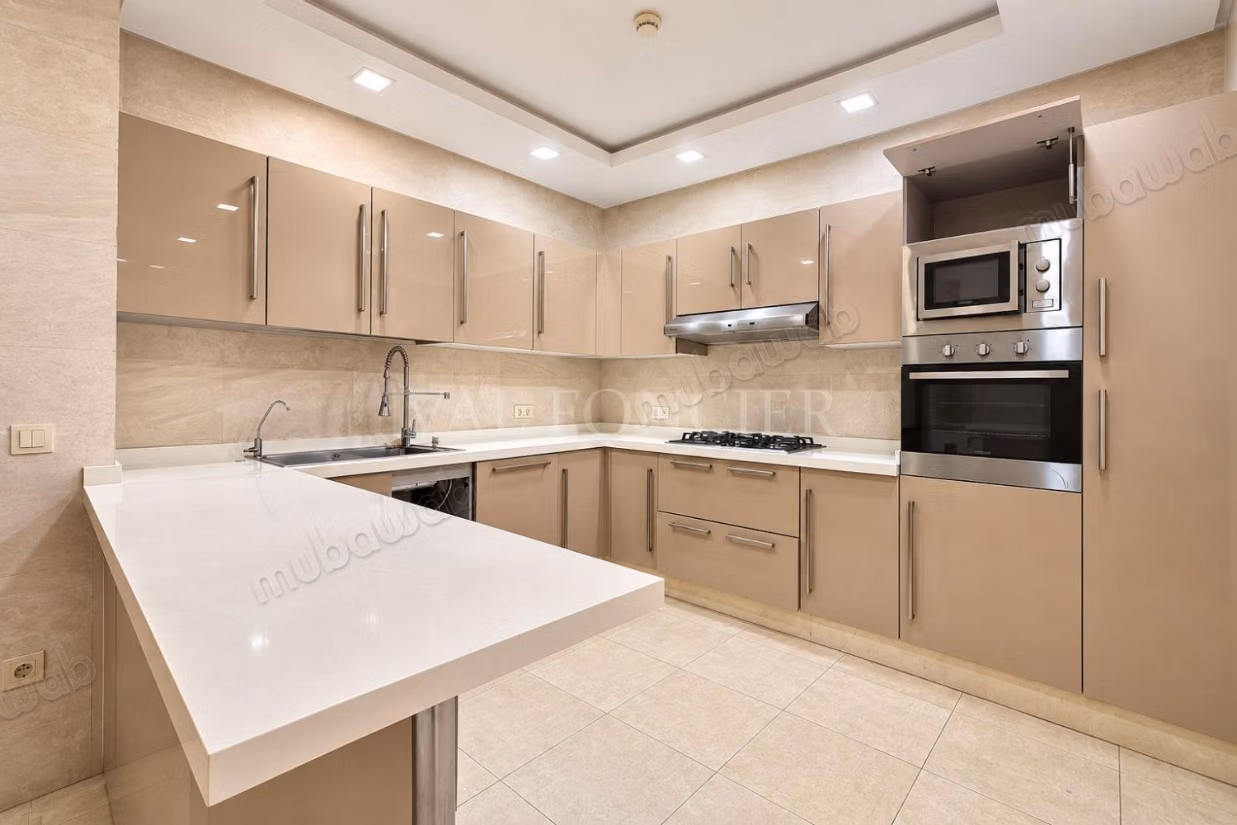 Rental Villa 360m2 4 bedrooms with pool Green City, Bouskoura