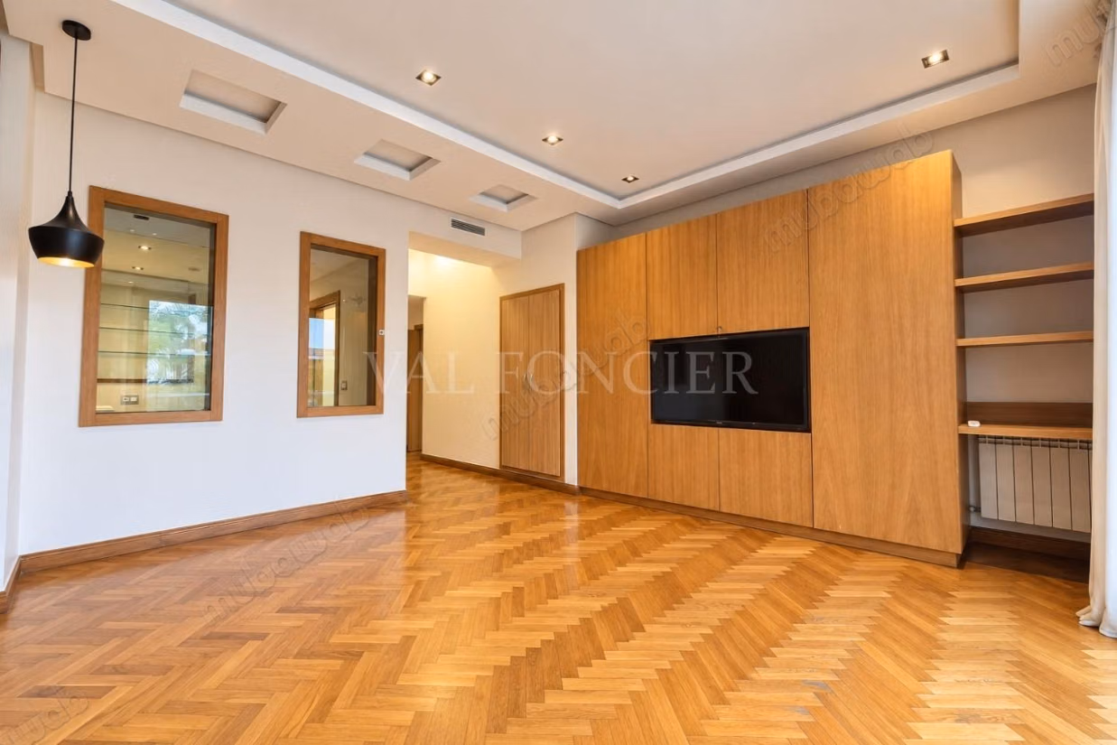 Rental Villa 360m2 4 bedrooms with pool Green City, Bouskoura