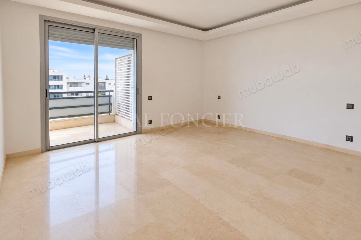 Location Appartement 220m2 3chambres avec grande terrasse vue mer 
Ain Diab, Casablanca