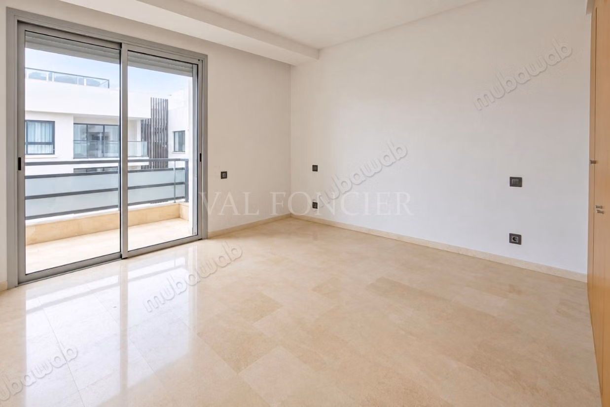 Location Appartement 220m2 3chambres avec grande terrasse vue mer 
Ain Diab, Casablanca