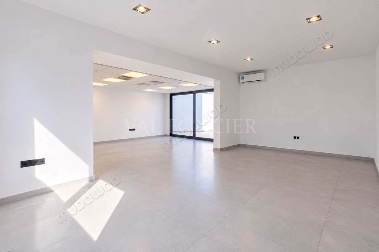 À louer – Bureau haut standing de 90 m² 
terrasse de 16 m² – Boulevard Ghandi, Casablanca