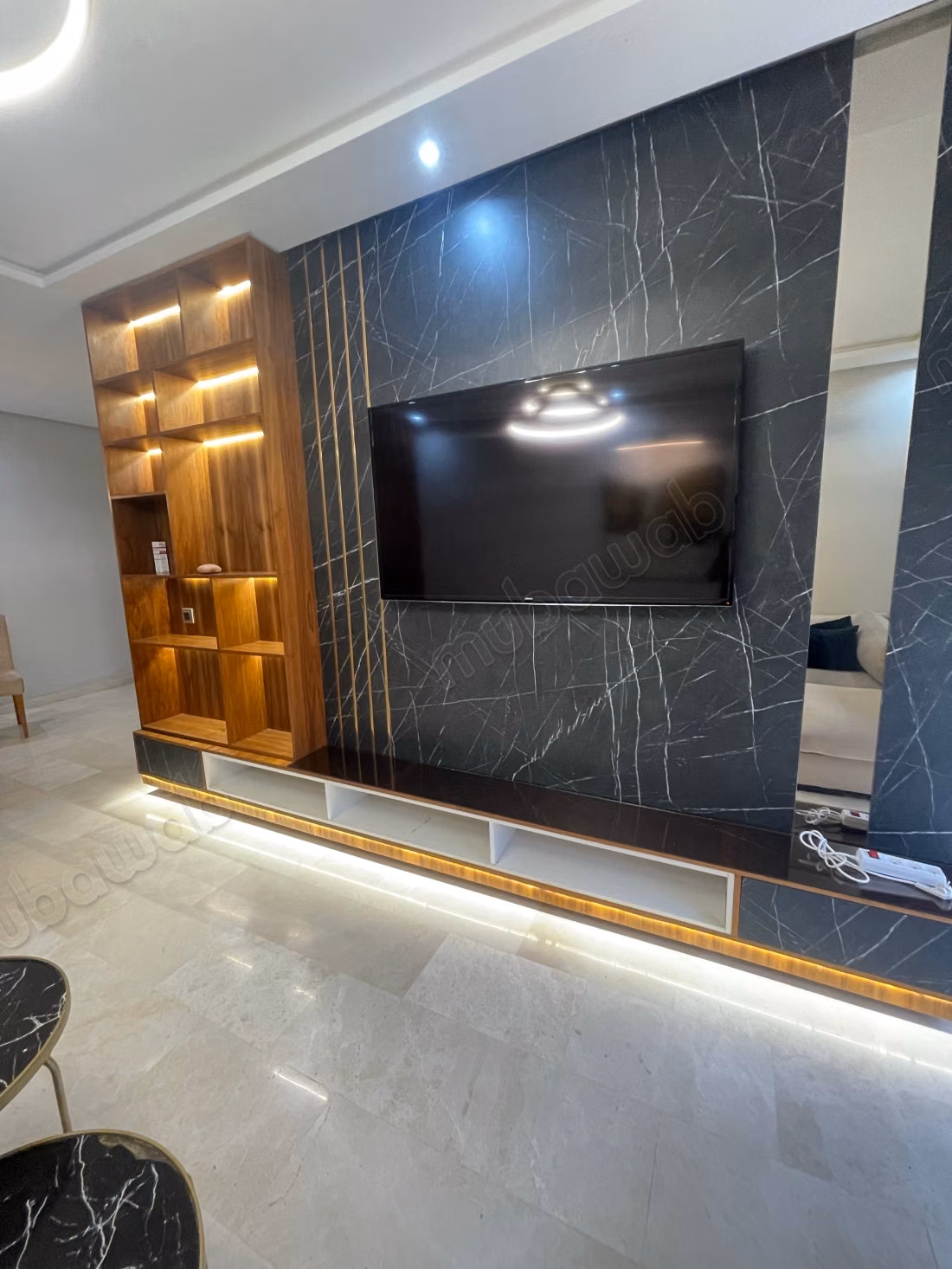 Location d'un appartement à Les Hôpitaux.
Surface de 130 m².
Bien meublé