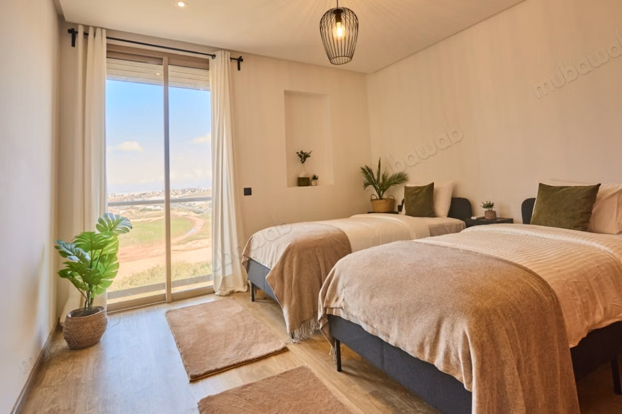 Magnifique penthouse meublé avec vue mer à 10 min du Morocco Mall