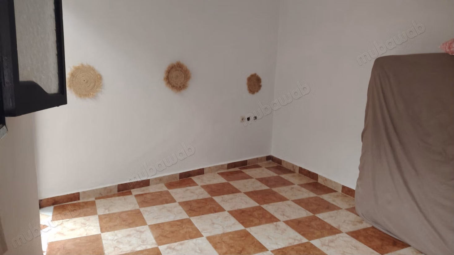 Riad à vendre d'une superficie de 140 mètres carrés sur la route Wreika