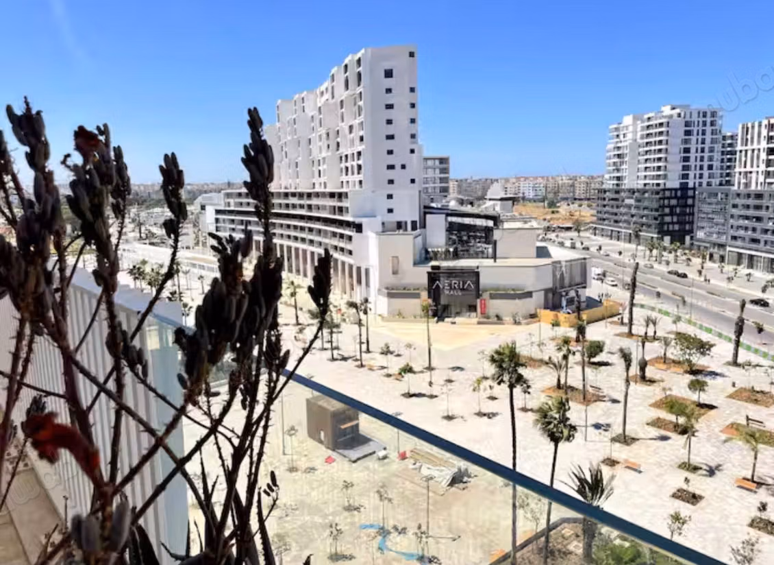 Furnished apartment for rent with terrace