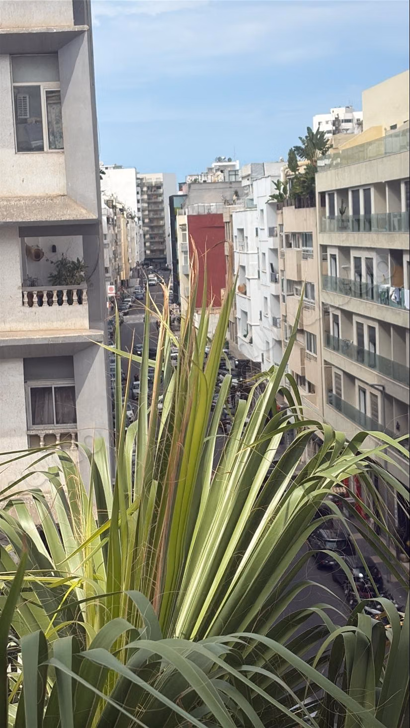 Apartamento muy raro completamente renovado
