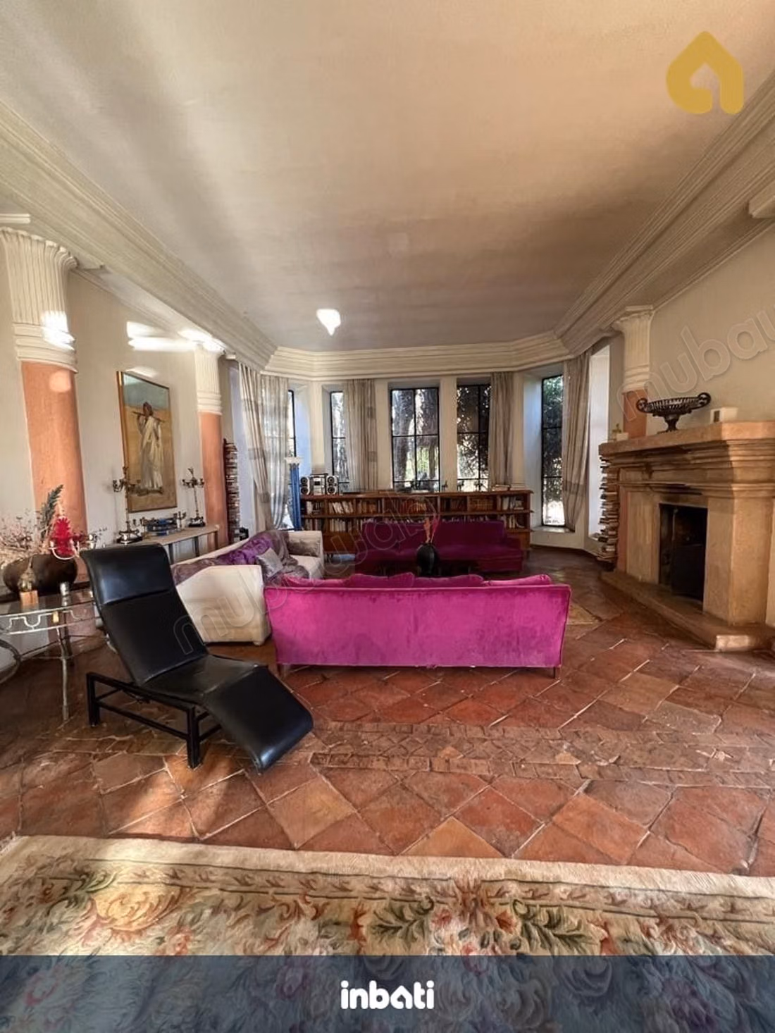 Villa 9000m2 avec service voiture, chauffeur