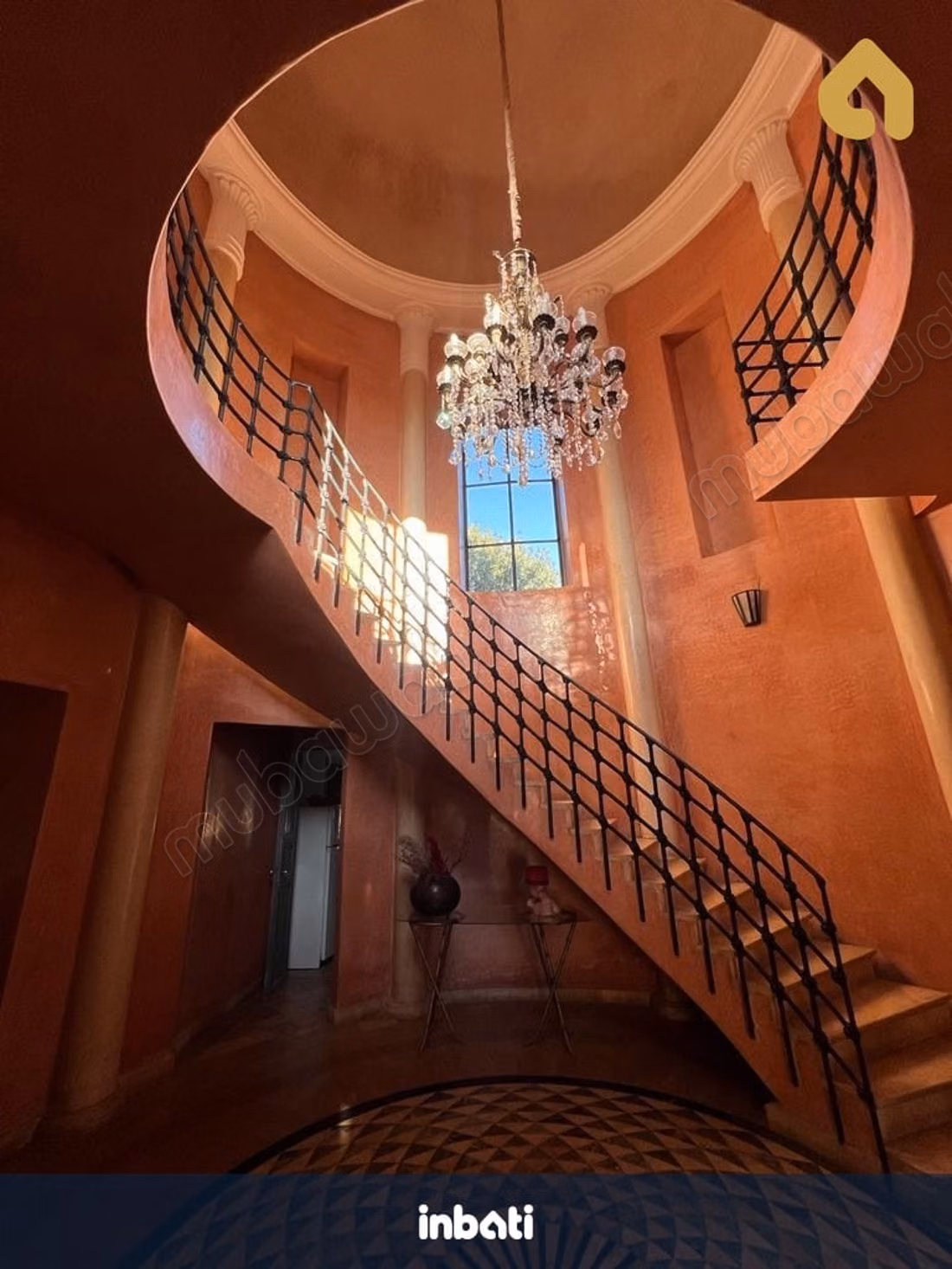 Villa 9000m2 avec service voiture, chauffeur
