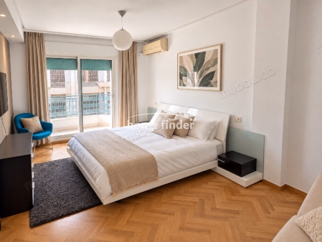 Furnished apartment for rent on Palmier 211 m²