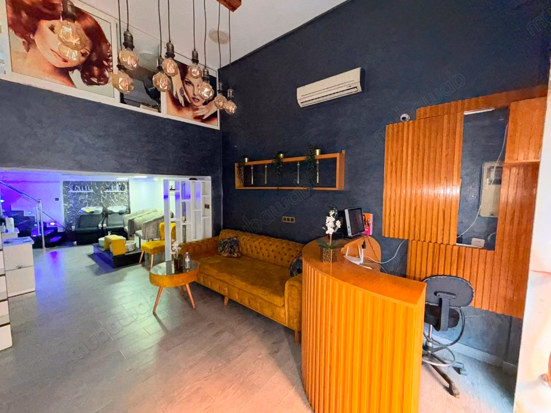 Salon coiffure équipé en location 
casa belvédère