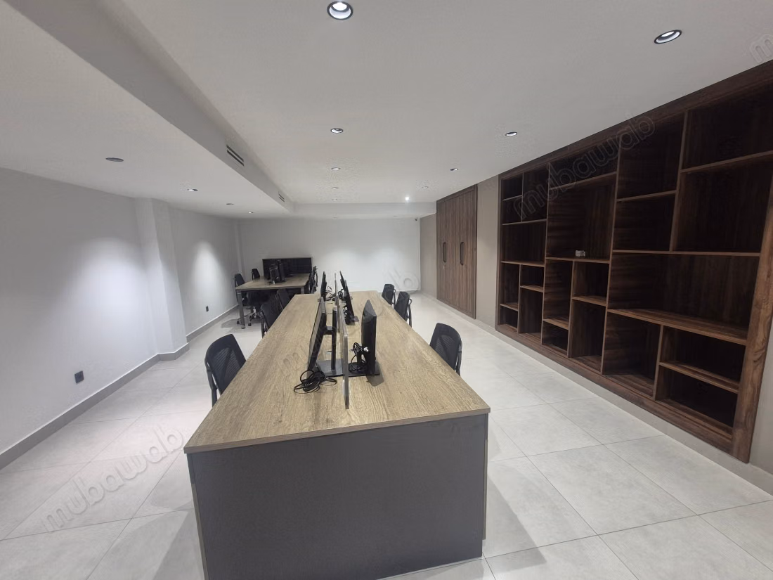 Prestigieux bureau aménagé