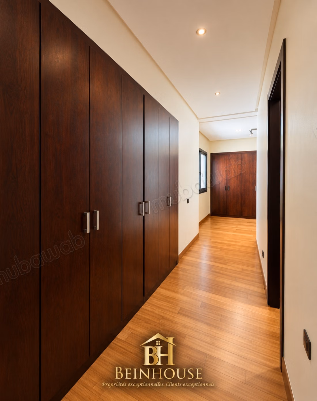 High-end apartment for sale in Gauthier
