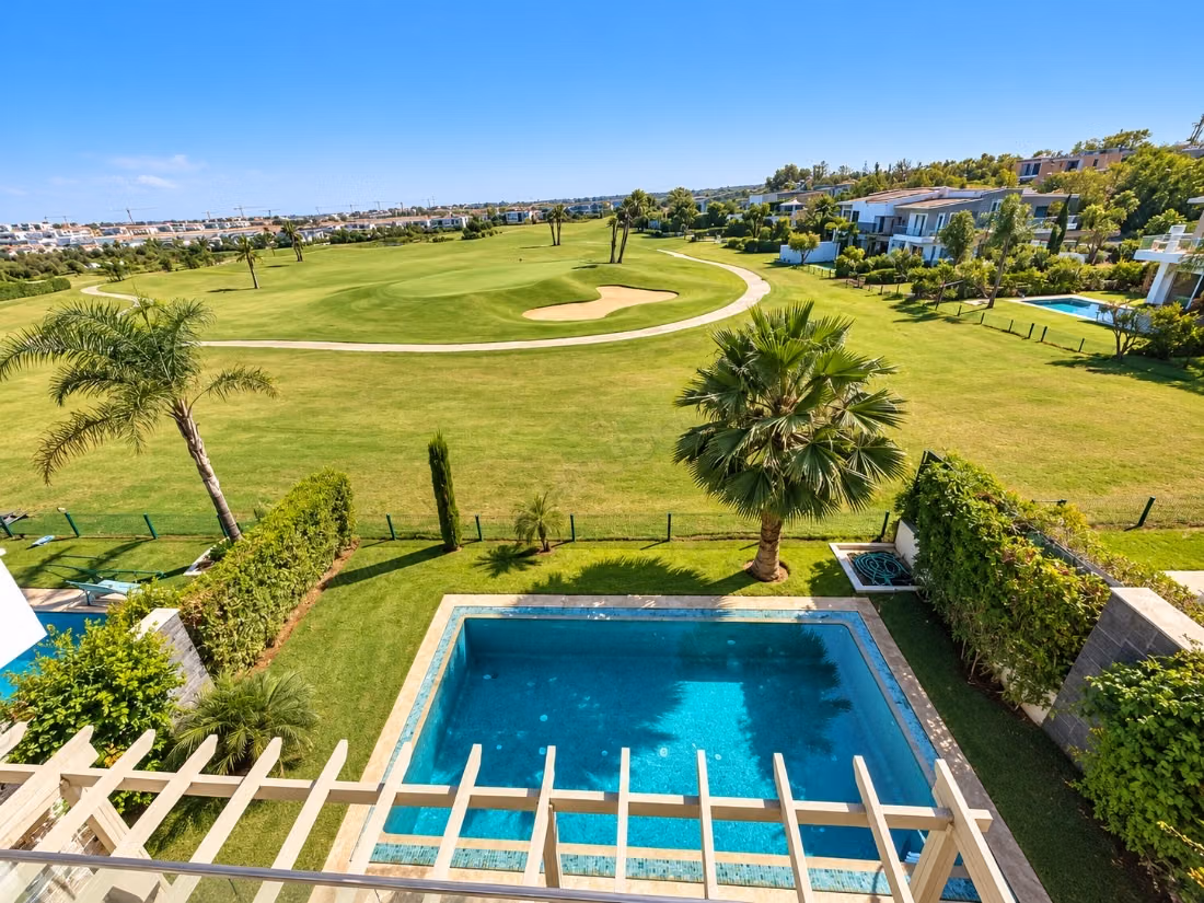 À louer – superbe appartement front golf avec mezzanine à palmeraie ville verte