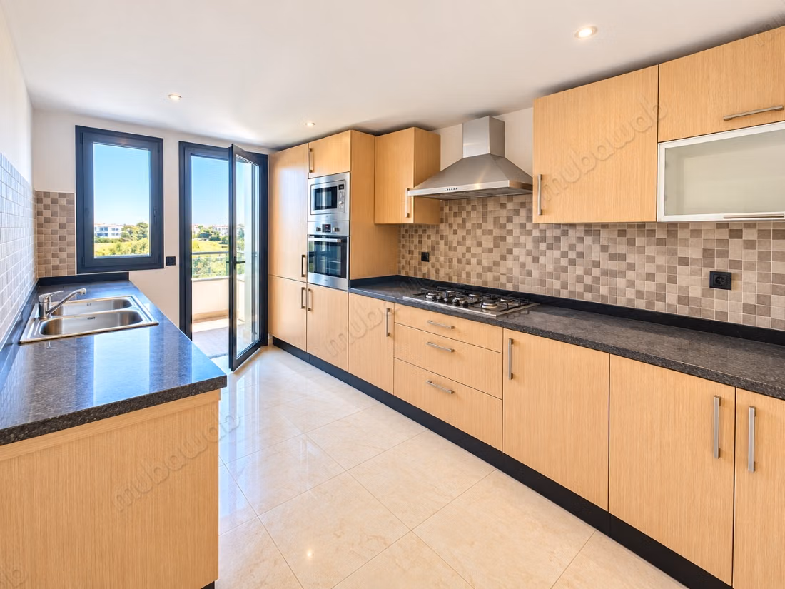 À louer – superbe appartement front golf avec mezzanine à palmeraie ville verte