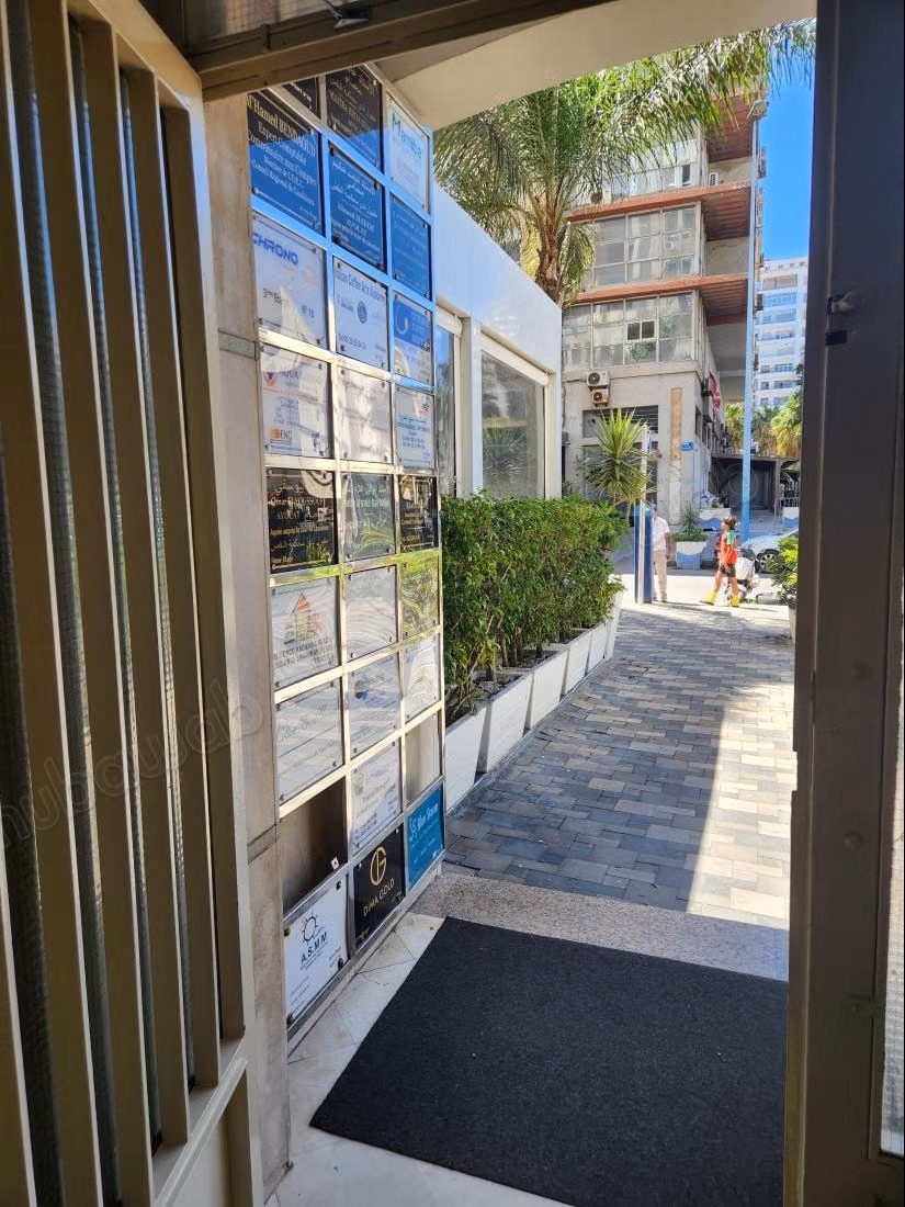 Bureau aménagé 87m2 avec parking
