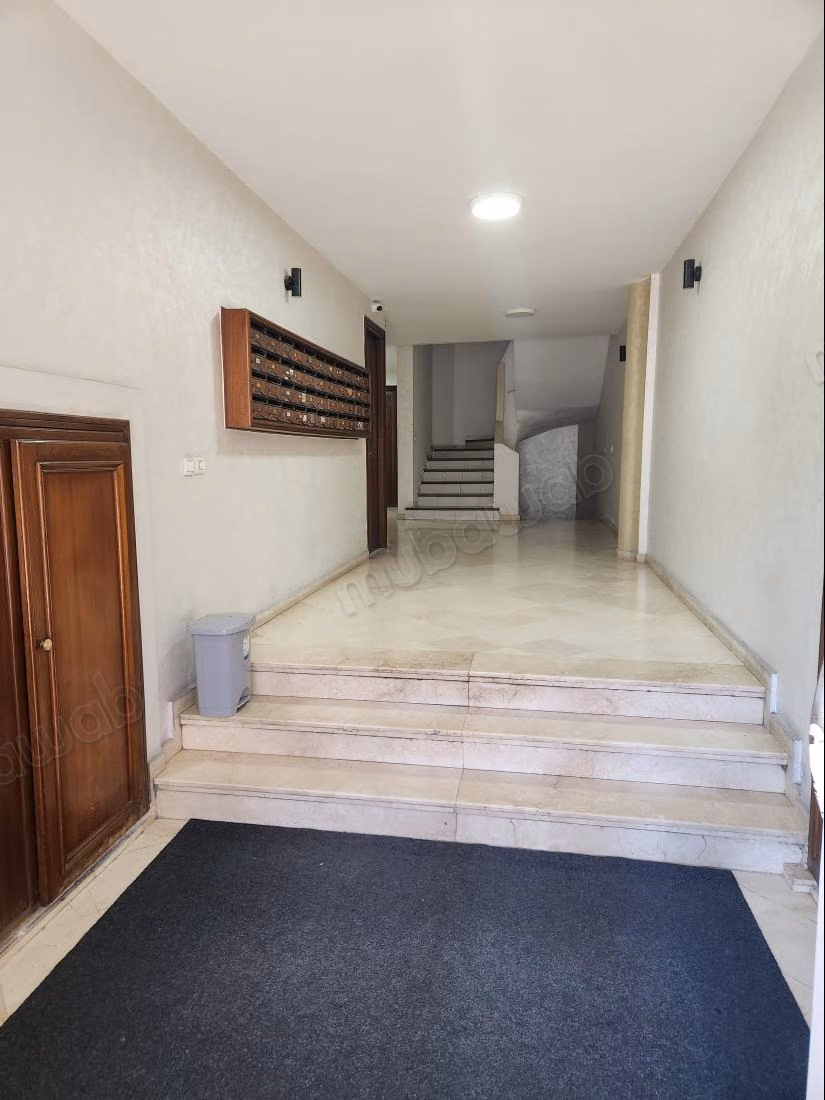Bureau aménagé 87m2 avec parking