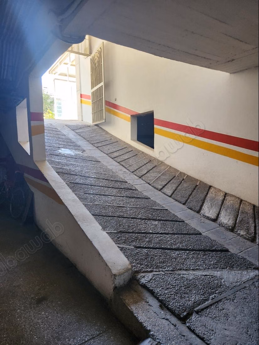 Bureau aménagé 87m2 avec parking
