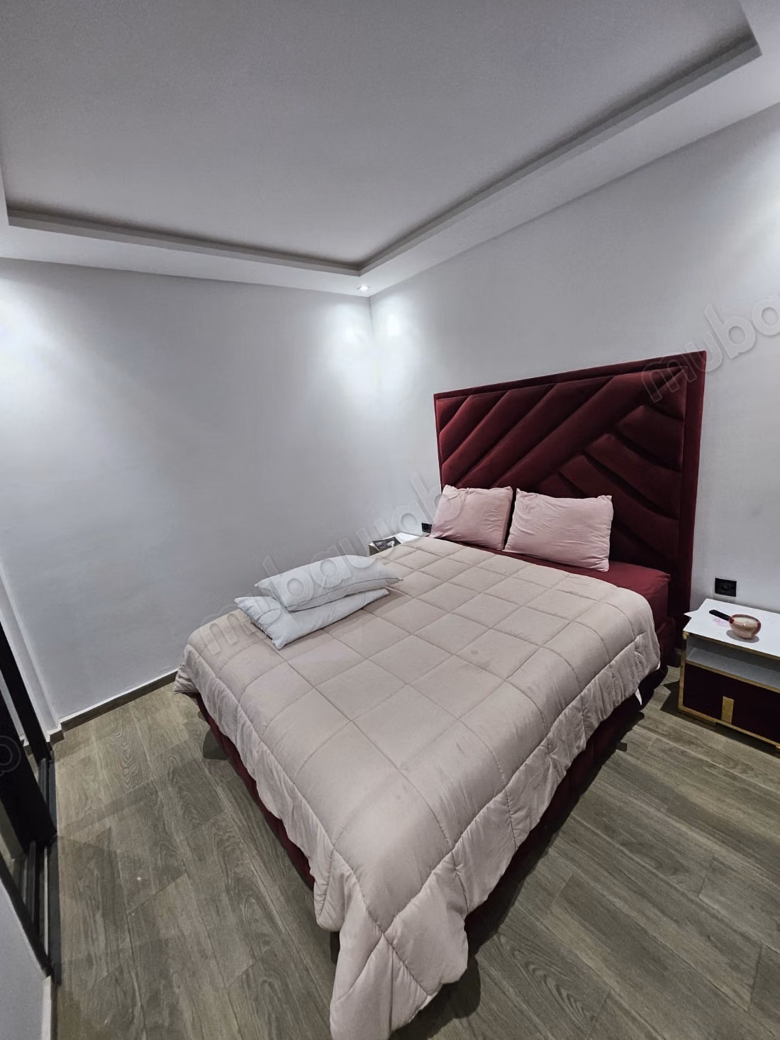 Location d'un appartement à Hivernage. 2 chambres agréables. Bien meublé