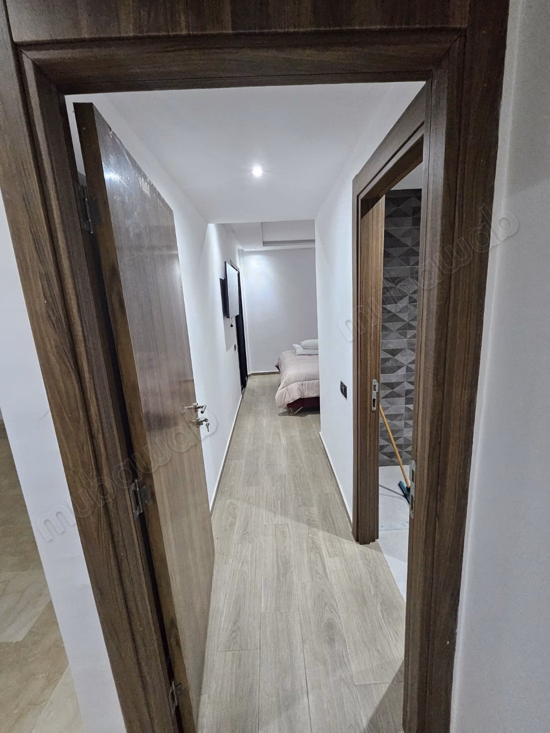 Location d'un appartement à Hivernage. 2 chambres agréables. Bien meublé